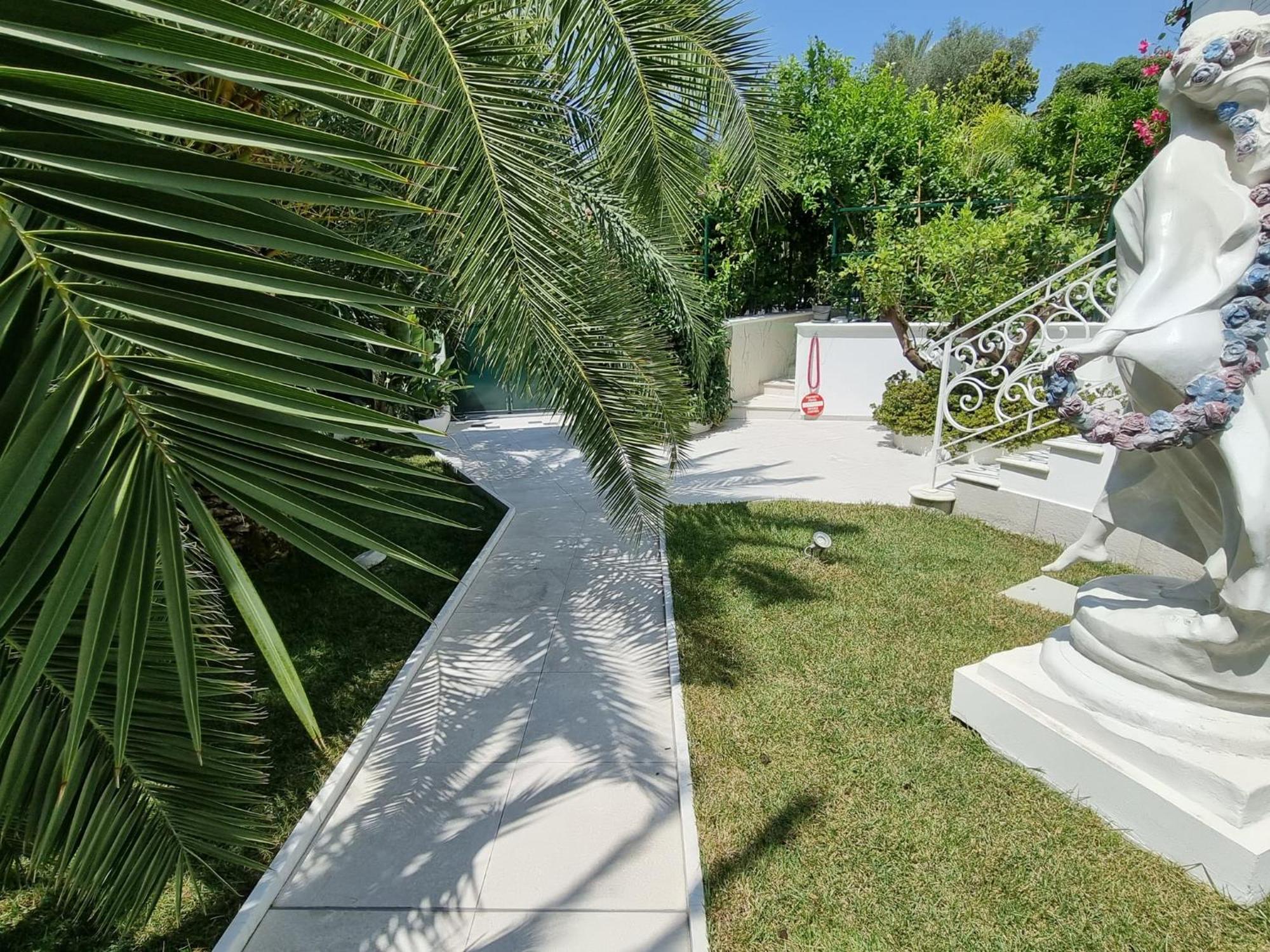 Palms Luxury Suites Sanremo Exterior foto
